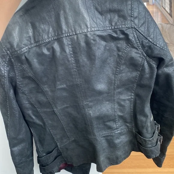 Vintage real leather Jacket, gorgeous fit! Size 10 - Picture 4 of 5